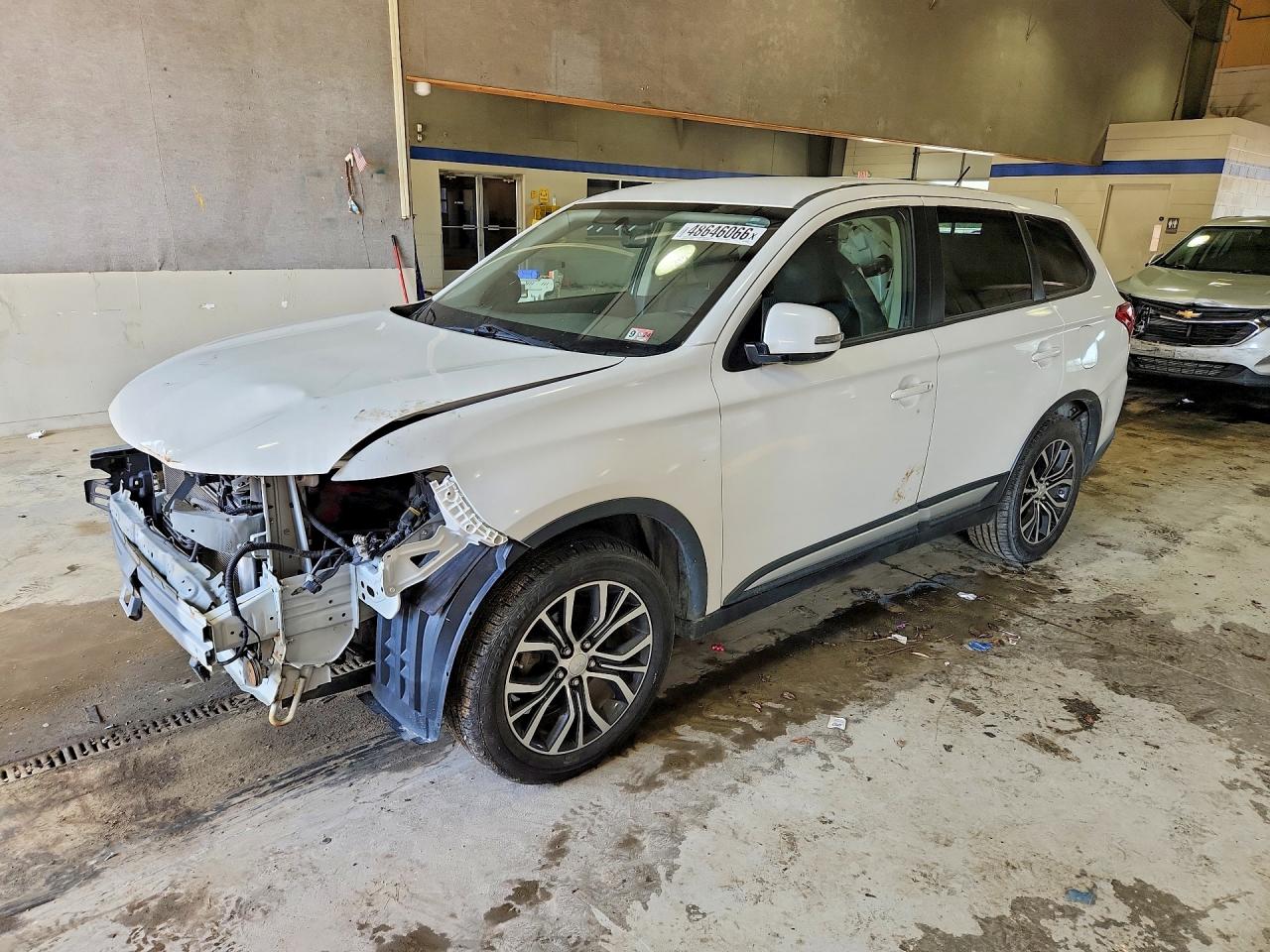 MITSUBISHI OUTLANDER 2016 — 2