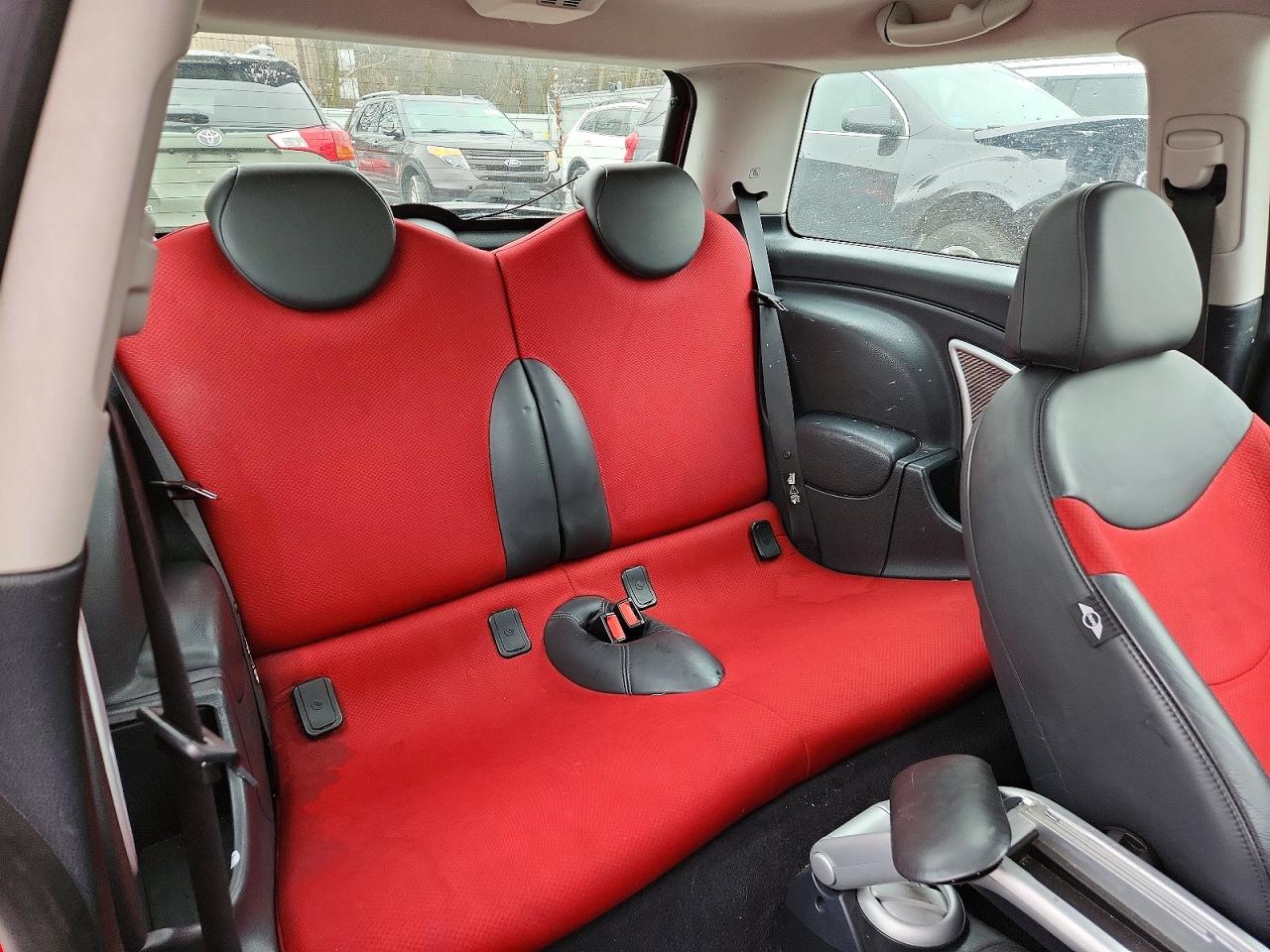 MINI COOPER 2006 — 11