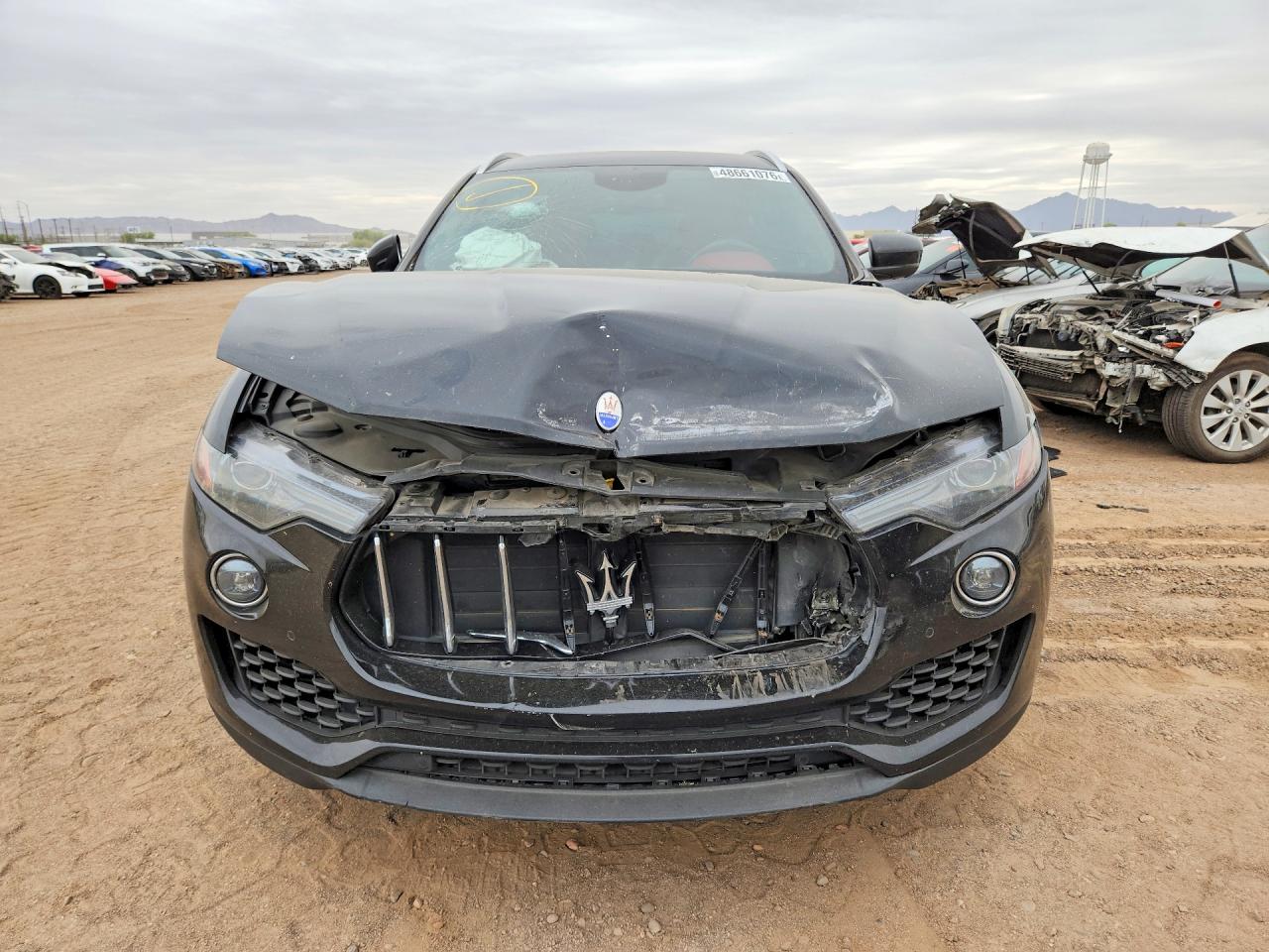 MASERATI LEVANTE 2017 — 6