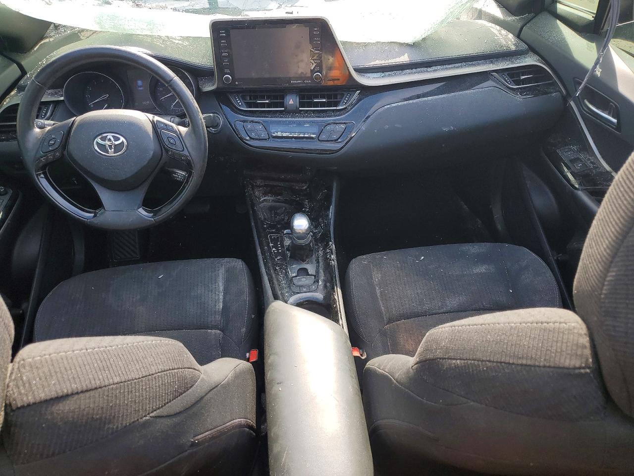 TOYOTA C-HR 2019 — 8