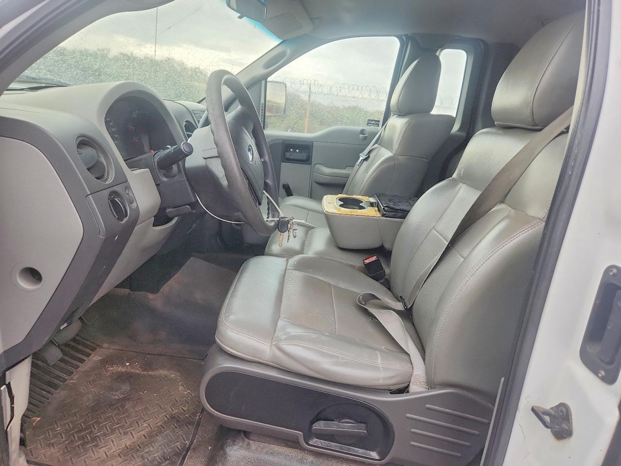 FORD F150 2004 — 8