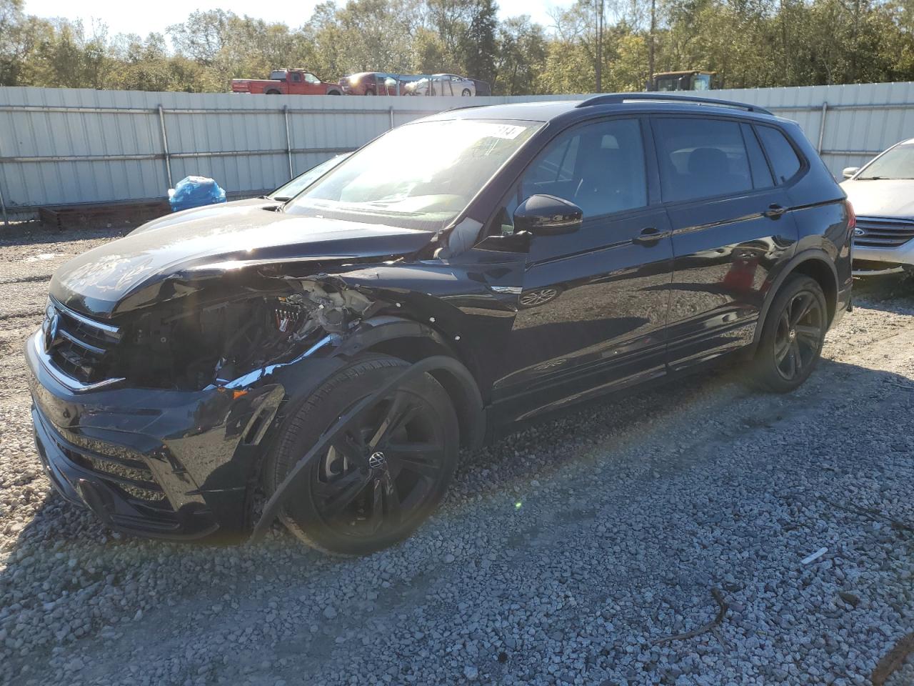 2023 VOLKSWAGEN TIGUAN SE R-LINE BLACK