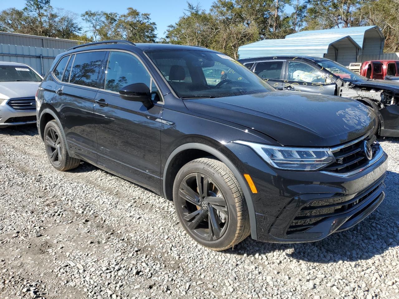 2023 VOLKSWAGEN TIGUAN SE R-LINE BLACK