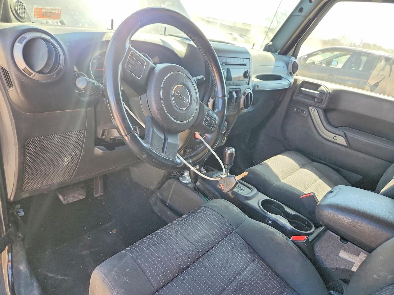 JEEP WRANGLER 2012 — 9