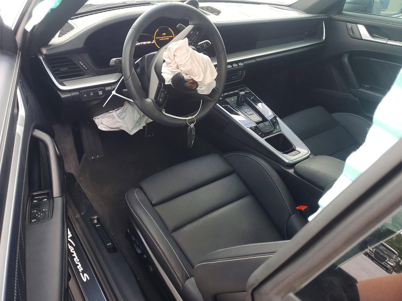 PORSCHE 911 2025 — 9