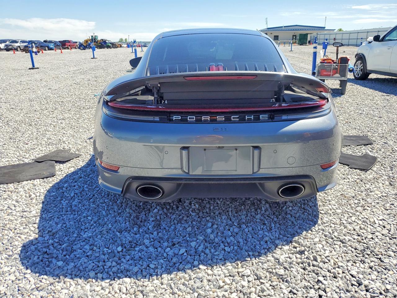 PORSCHE 911 2025 — 7