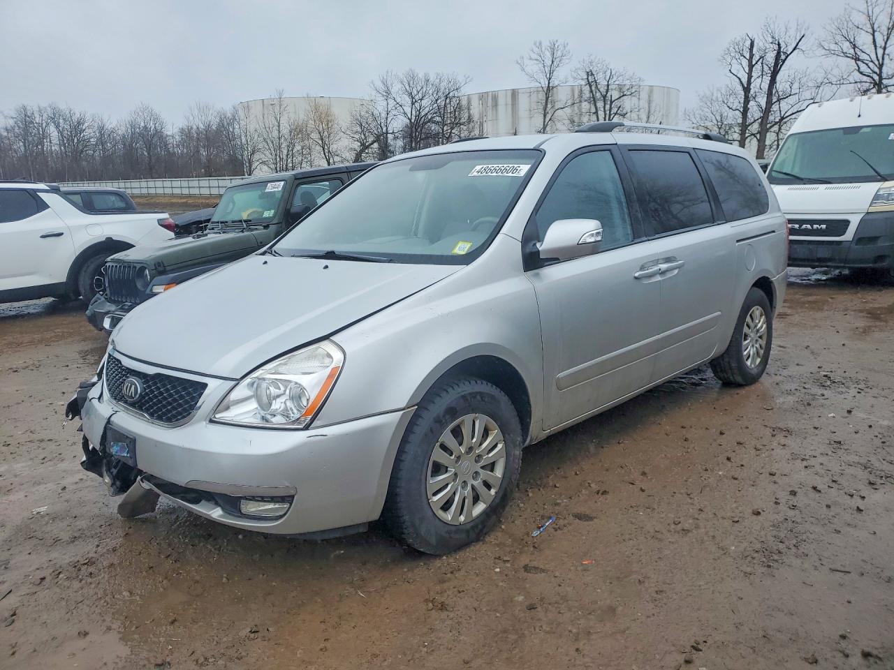 2014 KIA SEDONA LX