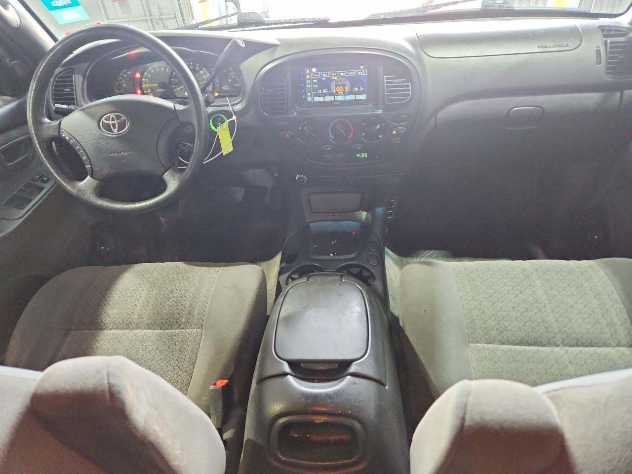 TOYOTA TUNDRA 2004 — 9