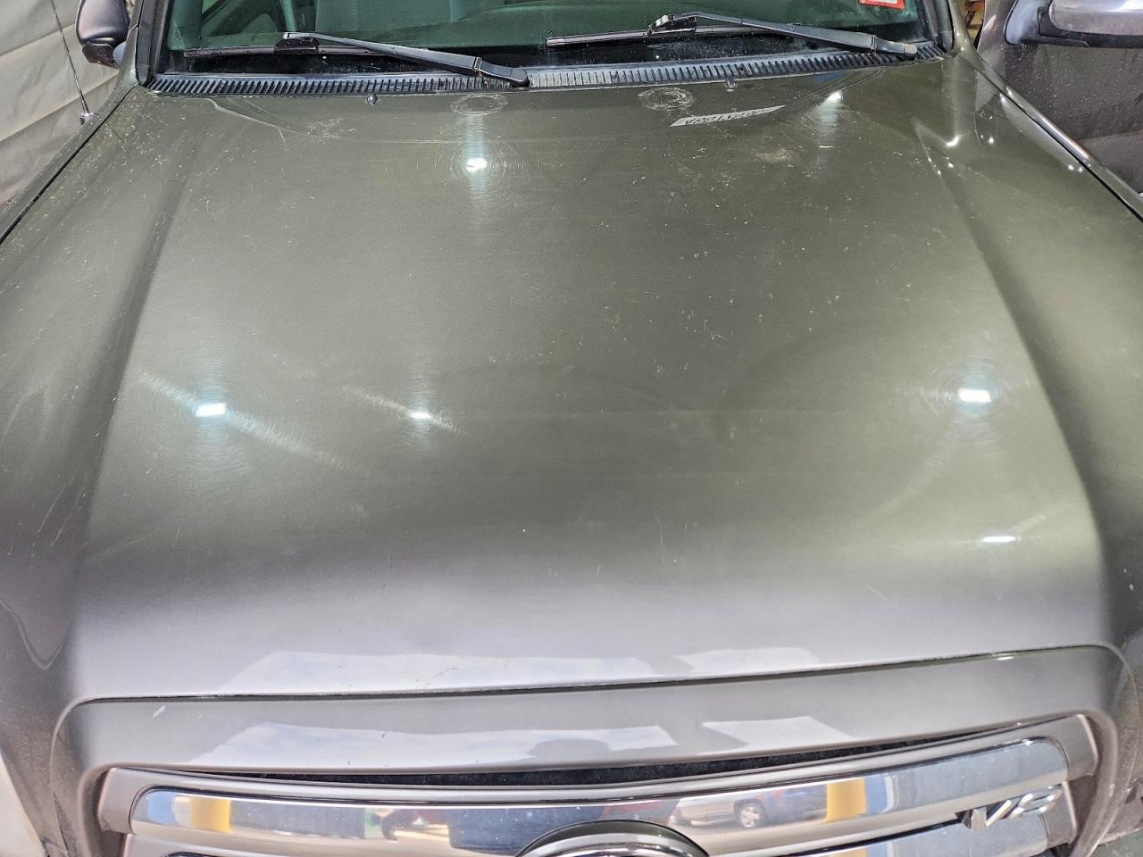 TOYOTA TUNDRA 2004 — 12