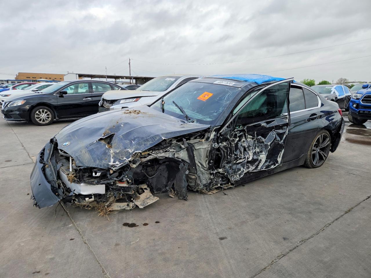 BMW 330XI 2024 — 2