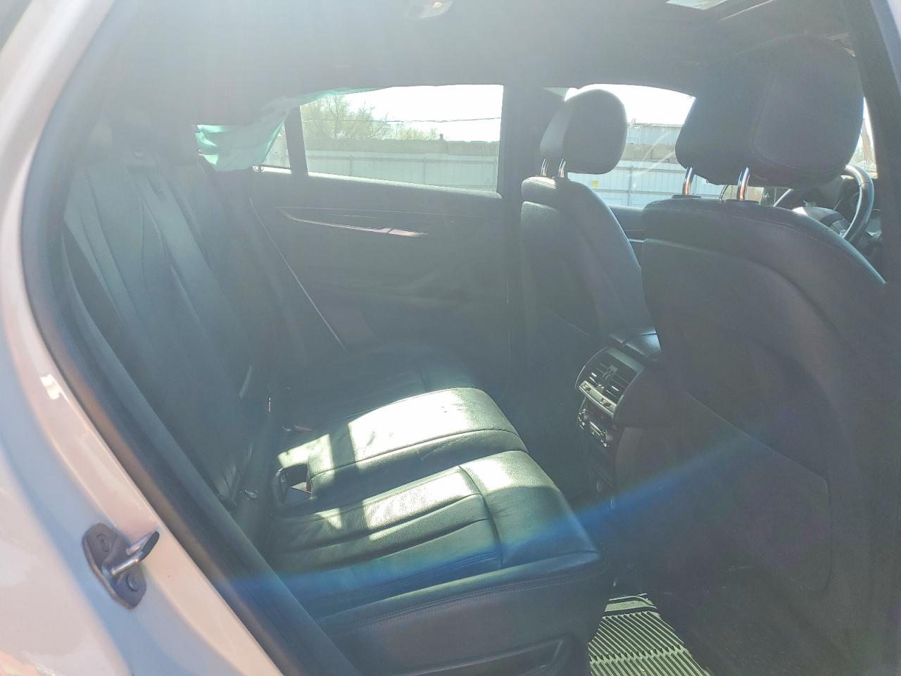 BMW X6 2019 — 12