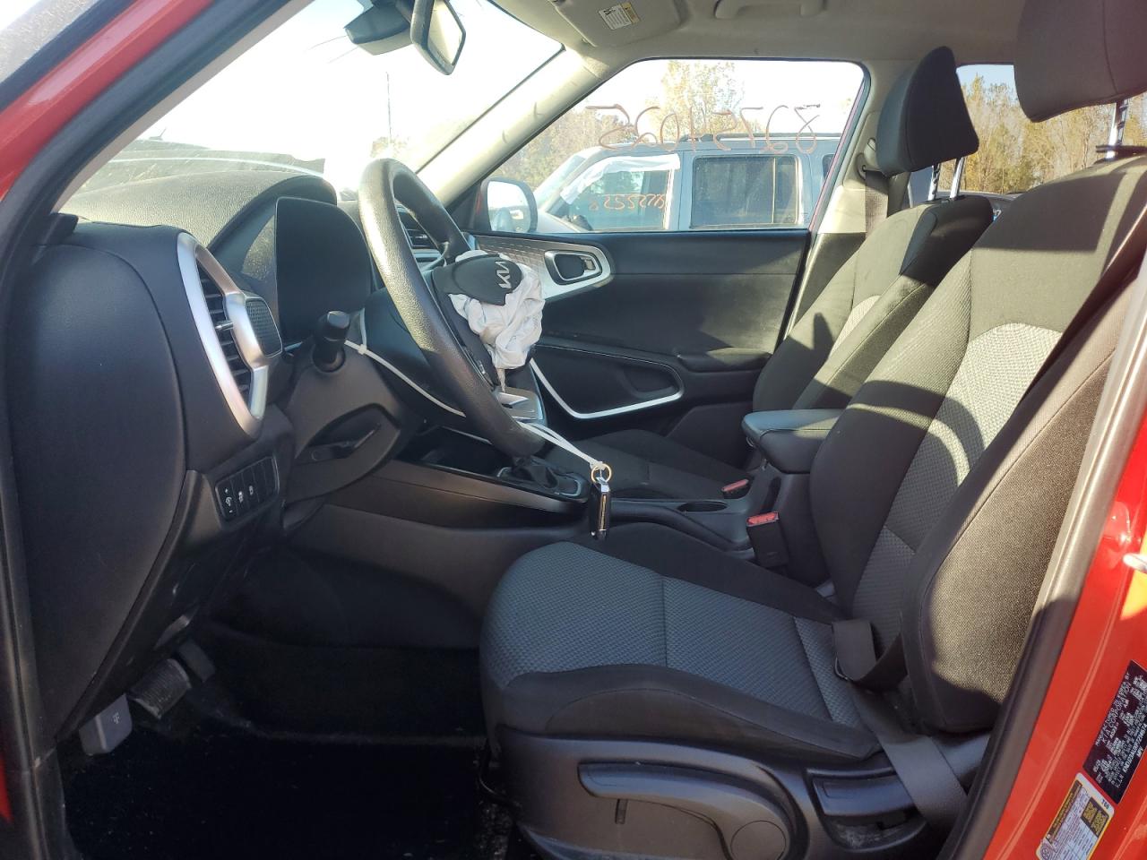 KIA SOUL 2023 — 8