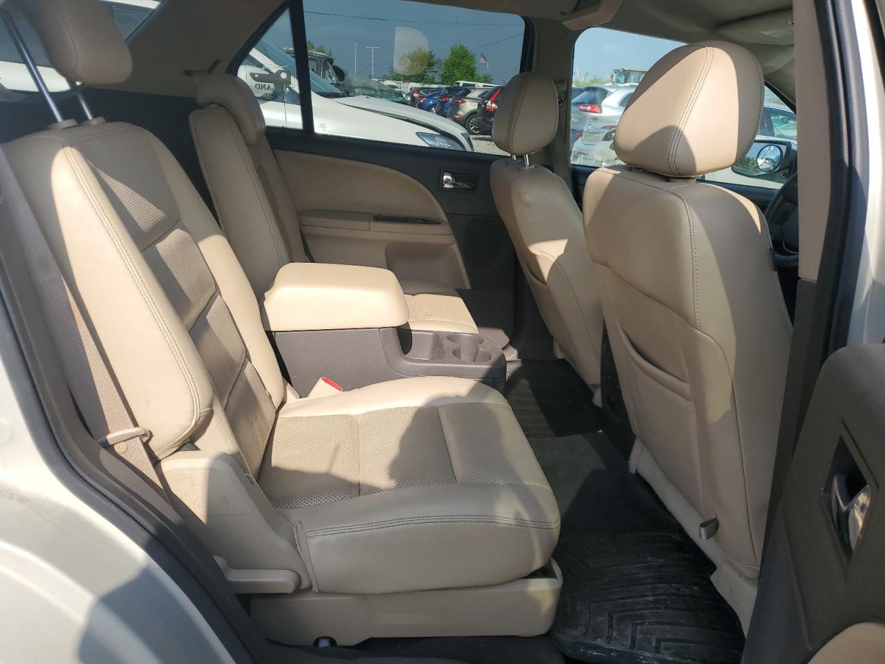 FORD TAURUS X 2008 — 12