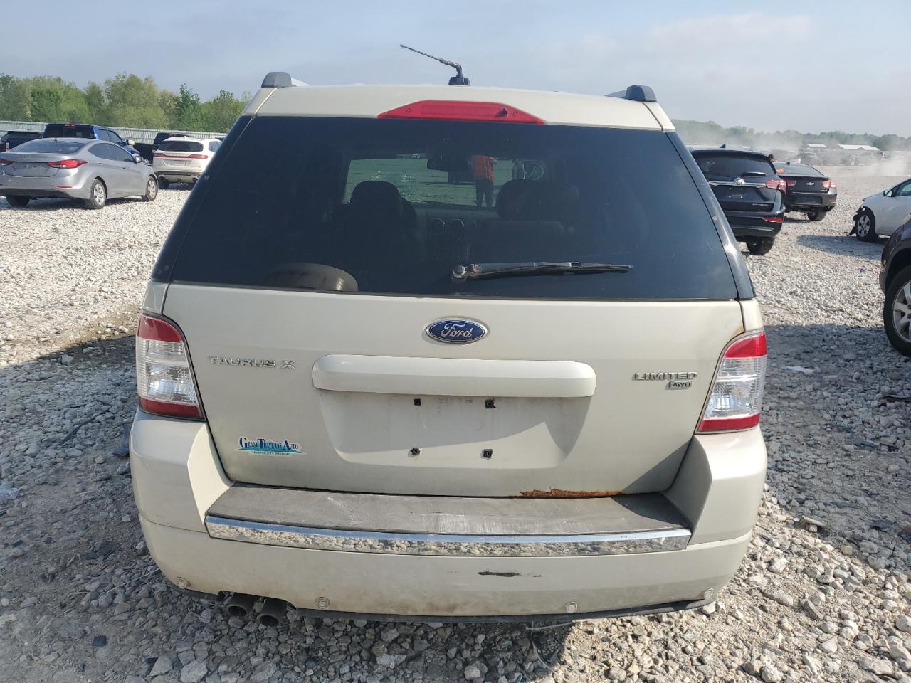 FORD TAURUS X 2008 — 7
