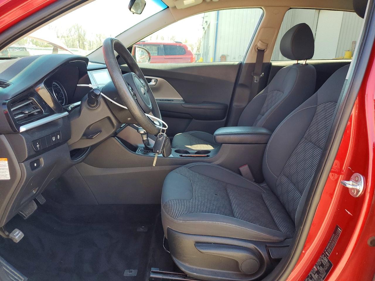 KIA NIRO 2020 — 8