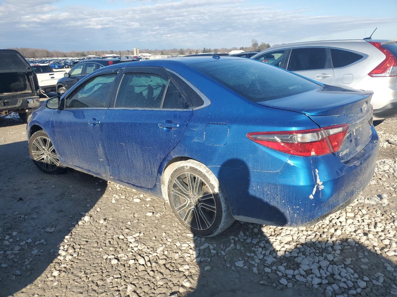 TOYOTA CAMRY 2016 — 3