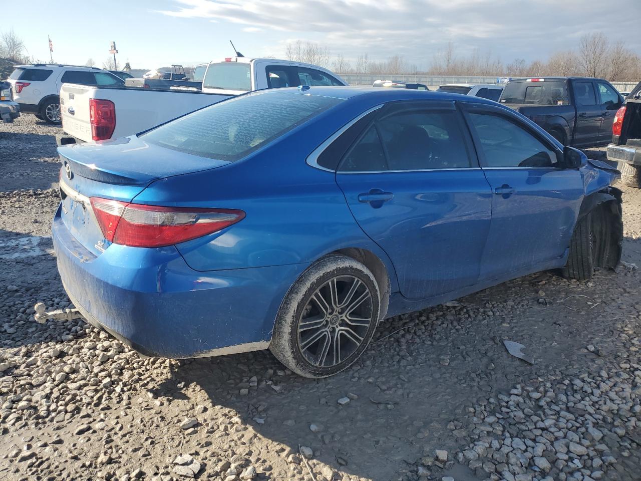 TOYOTA CAMRY 2016 — 4