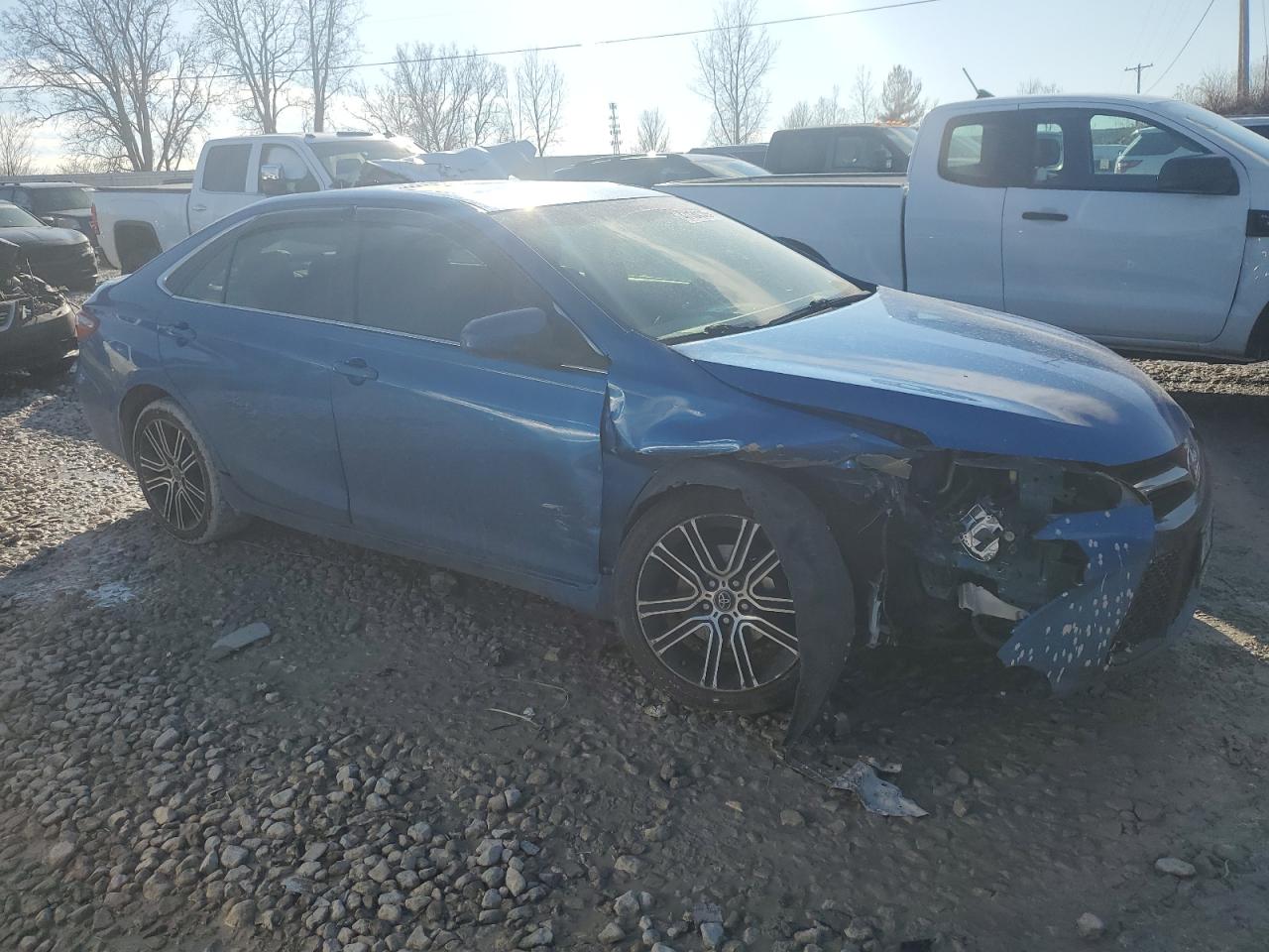2016 TOYOTA CAMRY LE