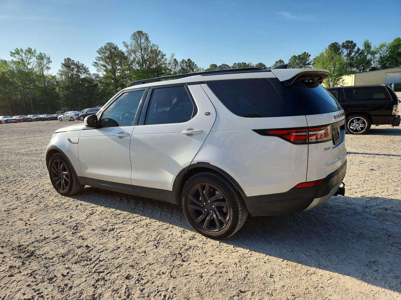 LAND ROVER DISCOVERY 2017 — 3