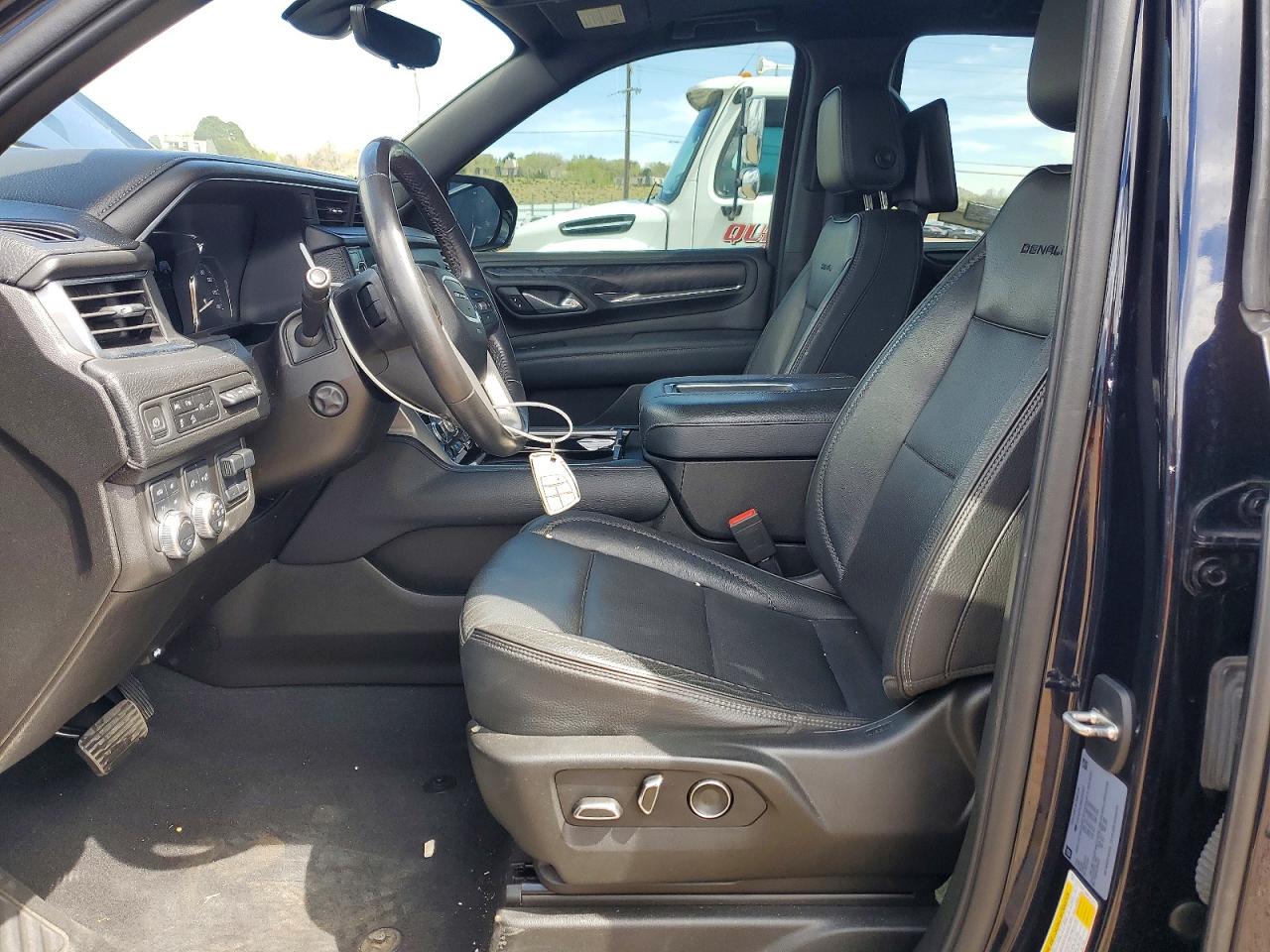 GMC YUKON 2021 — 8