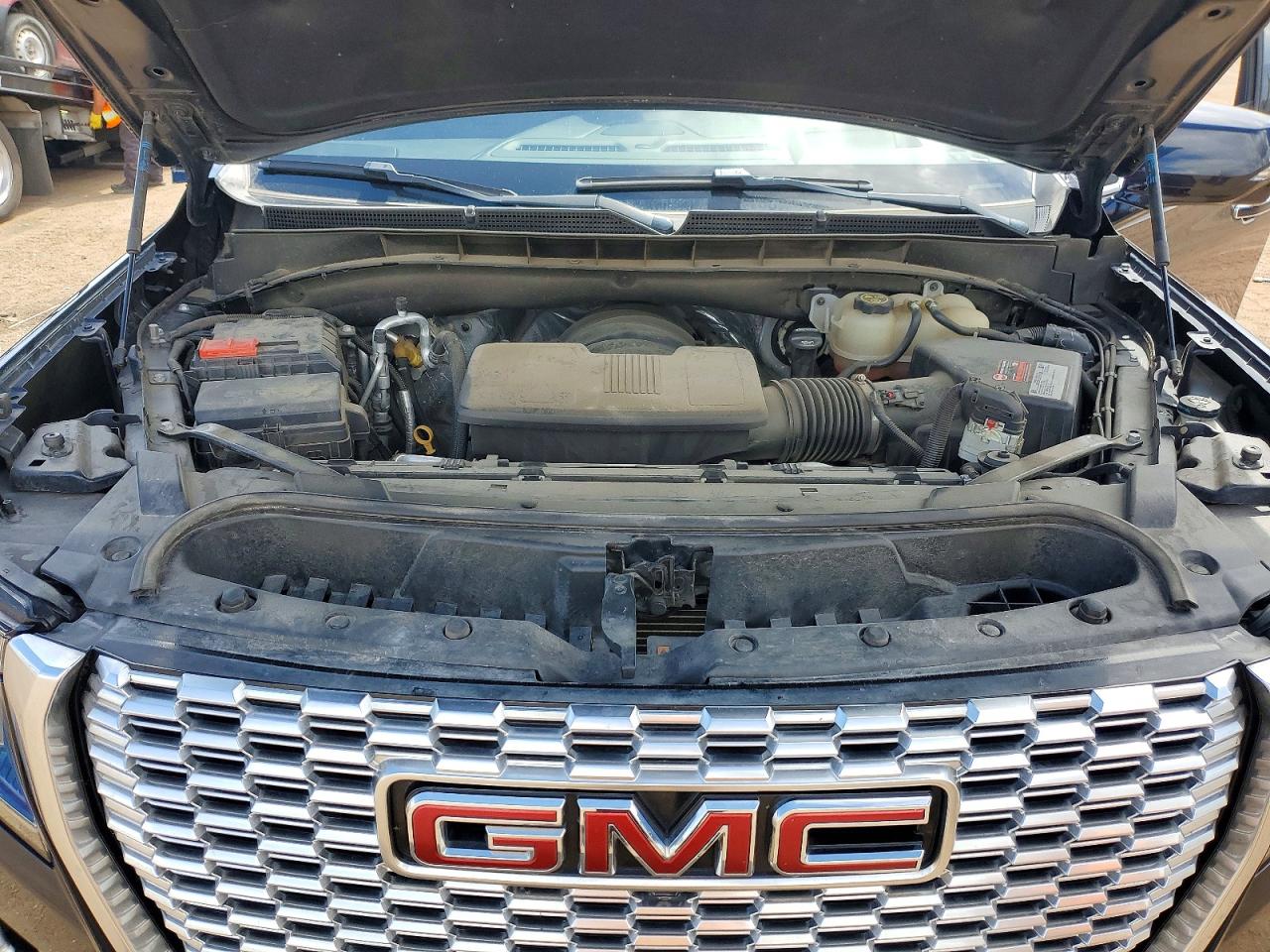 GMC YUKON 2021 — 13