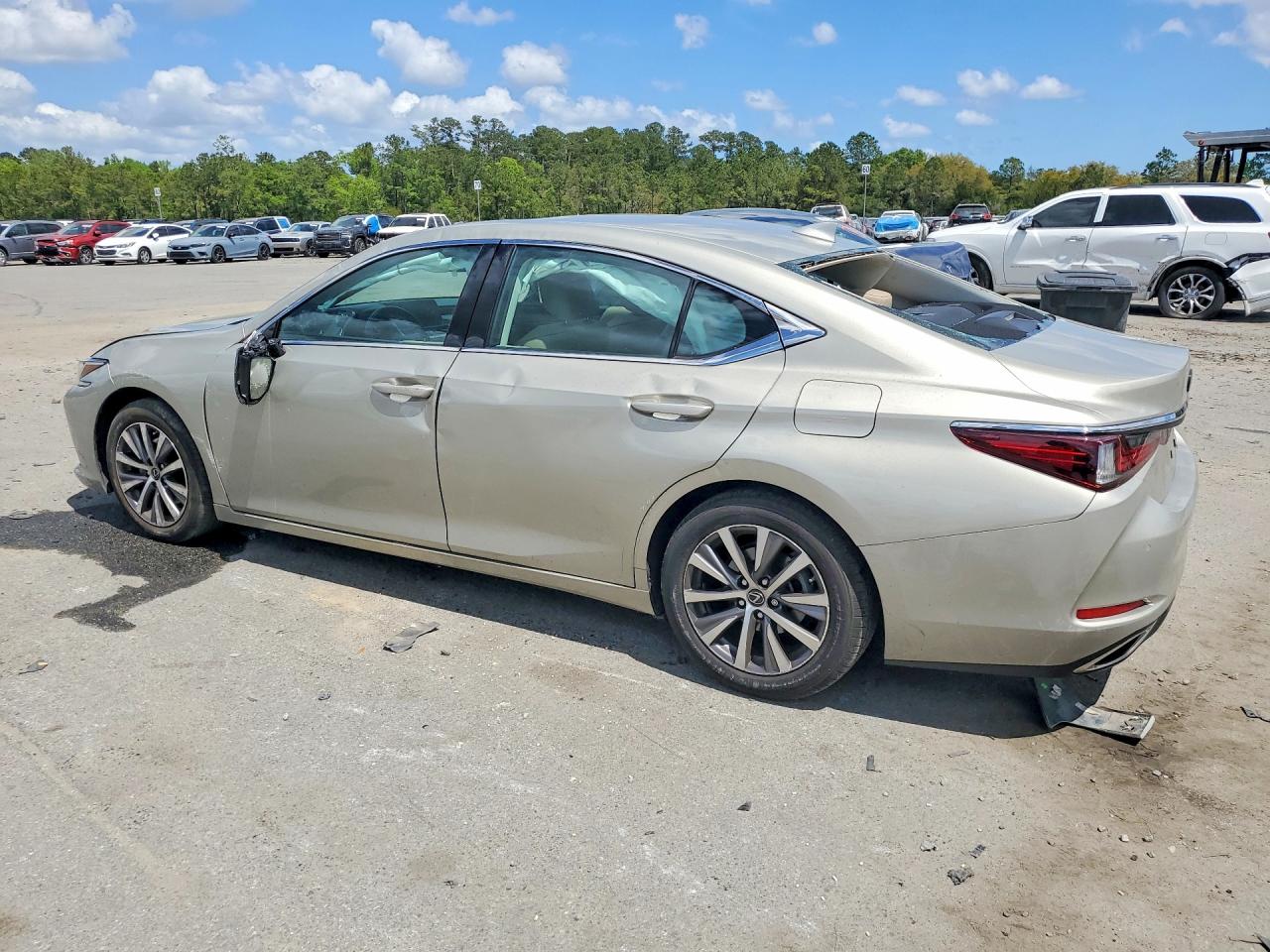 LEXUS ES 350 2021 — 3