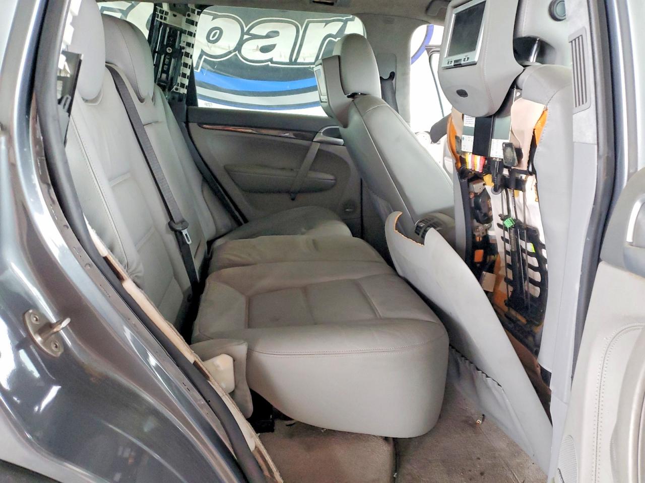 PORSCHE CAYENNE 2006 — 11