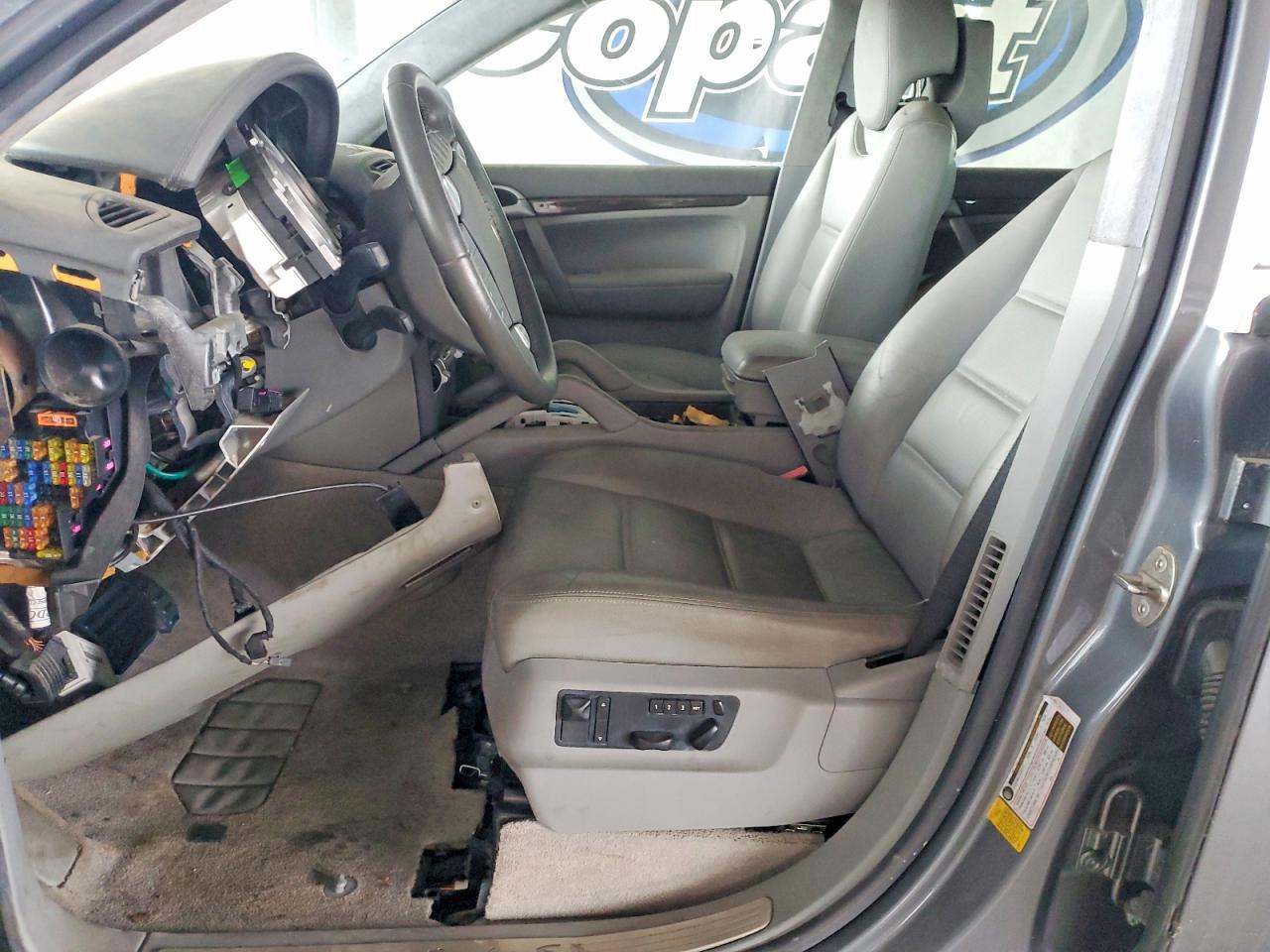 PORSCHE CAYENNE 2006 — 8