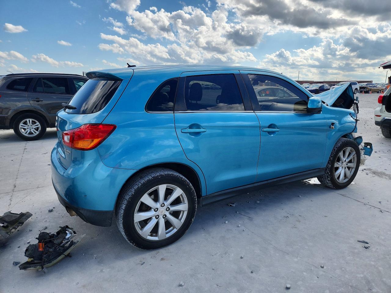 MITSUBISHI OUTLANDER SPORT 2013 — 3
