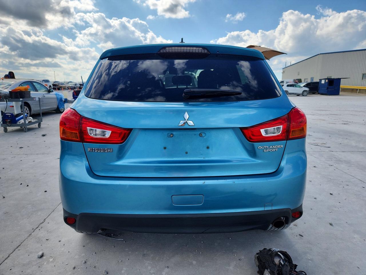 MITSUBISHI OUTLANDER SPORT 2013 — 6