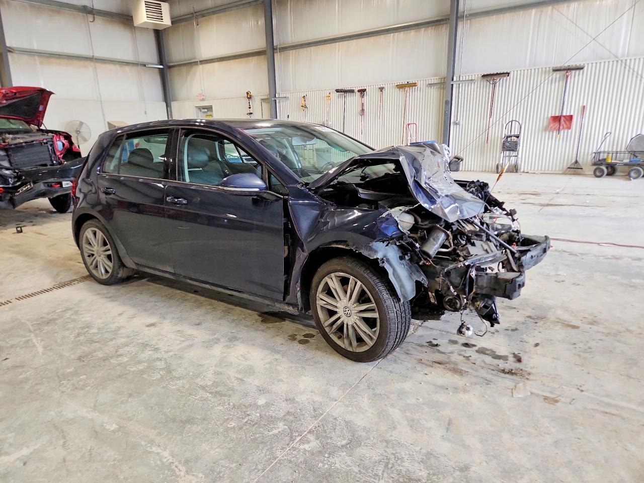 VOLKSWAGEN GOLF 2015 — 5