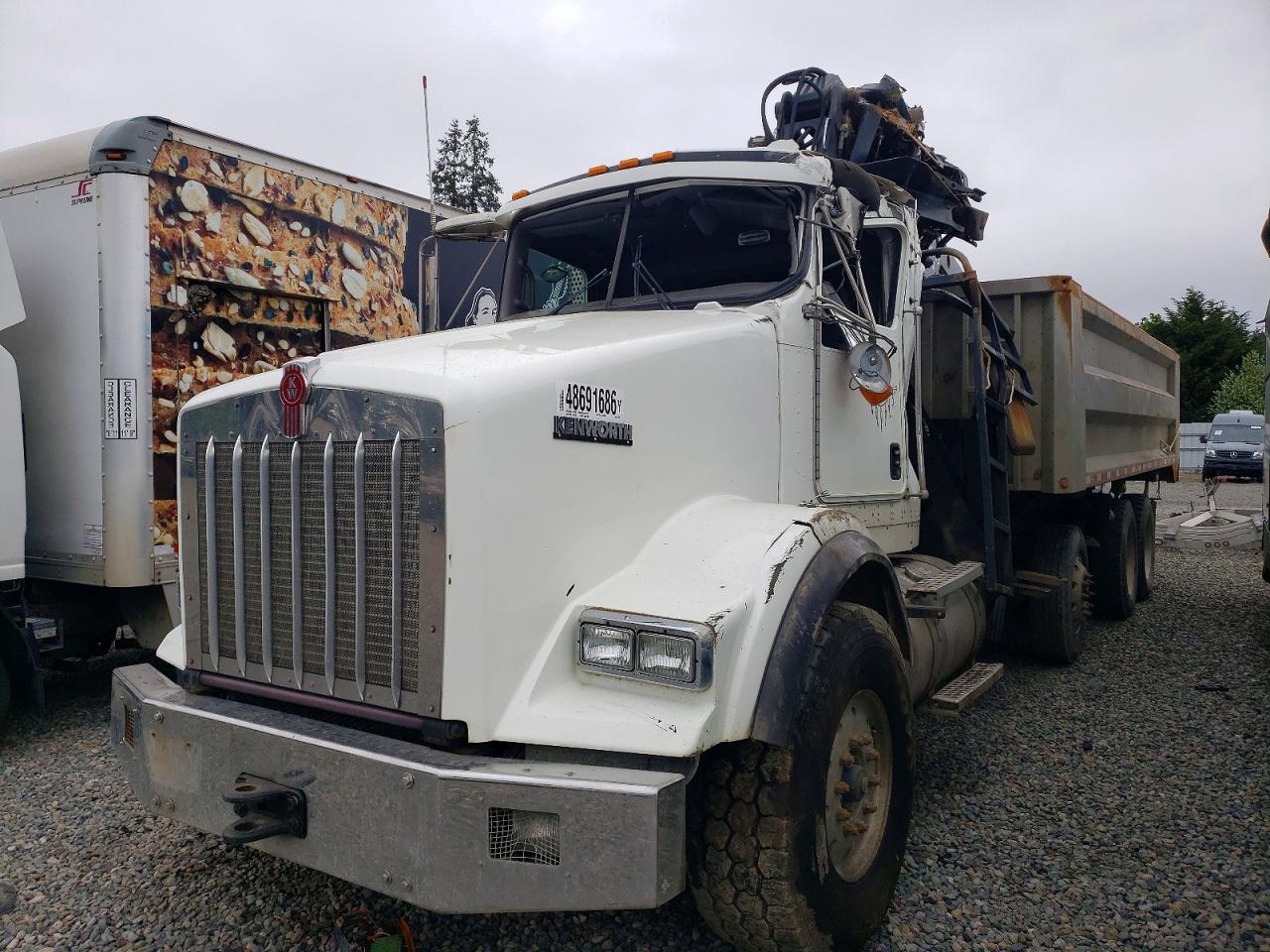 KENWORTH CONSTRUCTION 2009 — 3