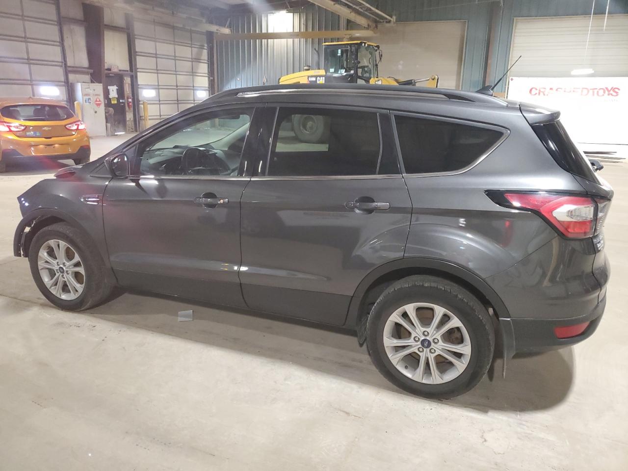 FORD ESCAPE 2018 — 3