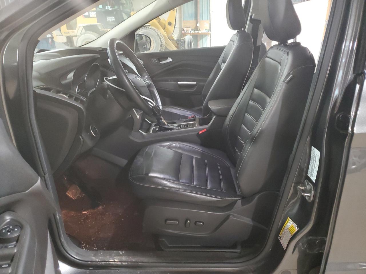FORD ESCAPE 2018 — 8
