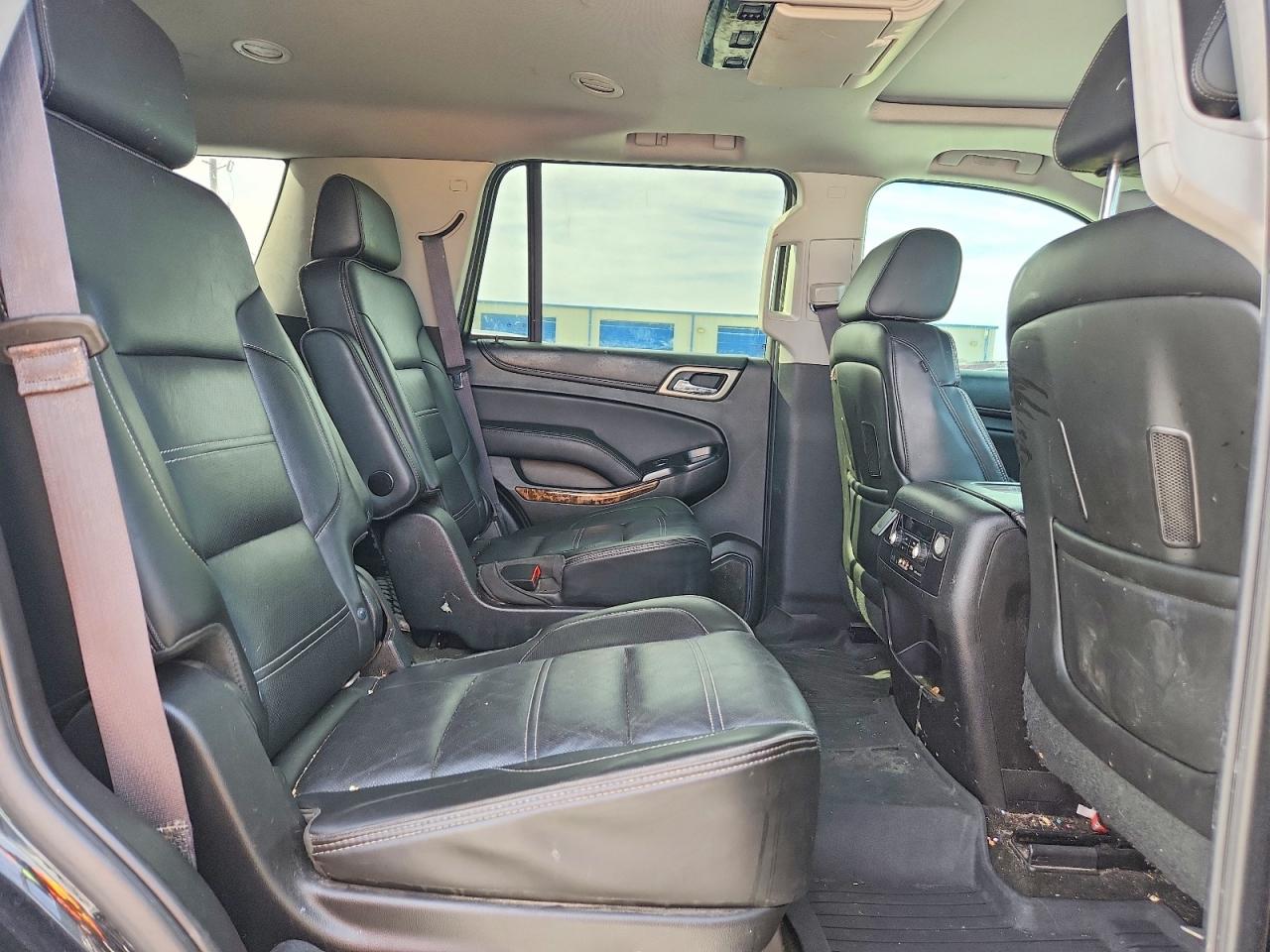 GMC YUKON 2015 — 12