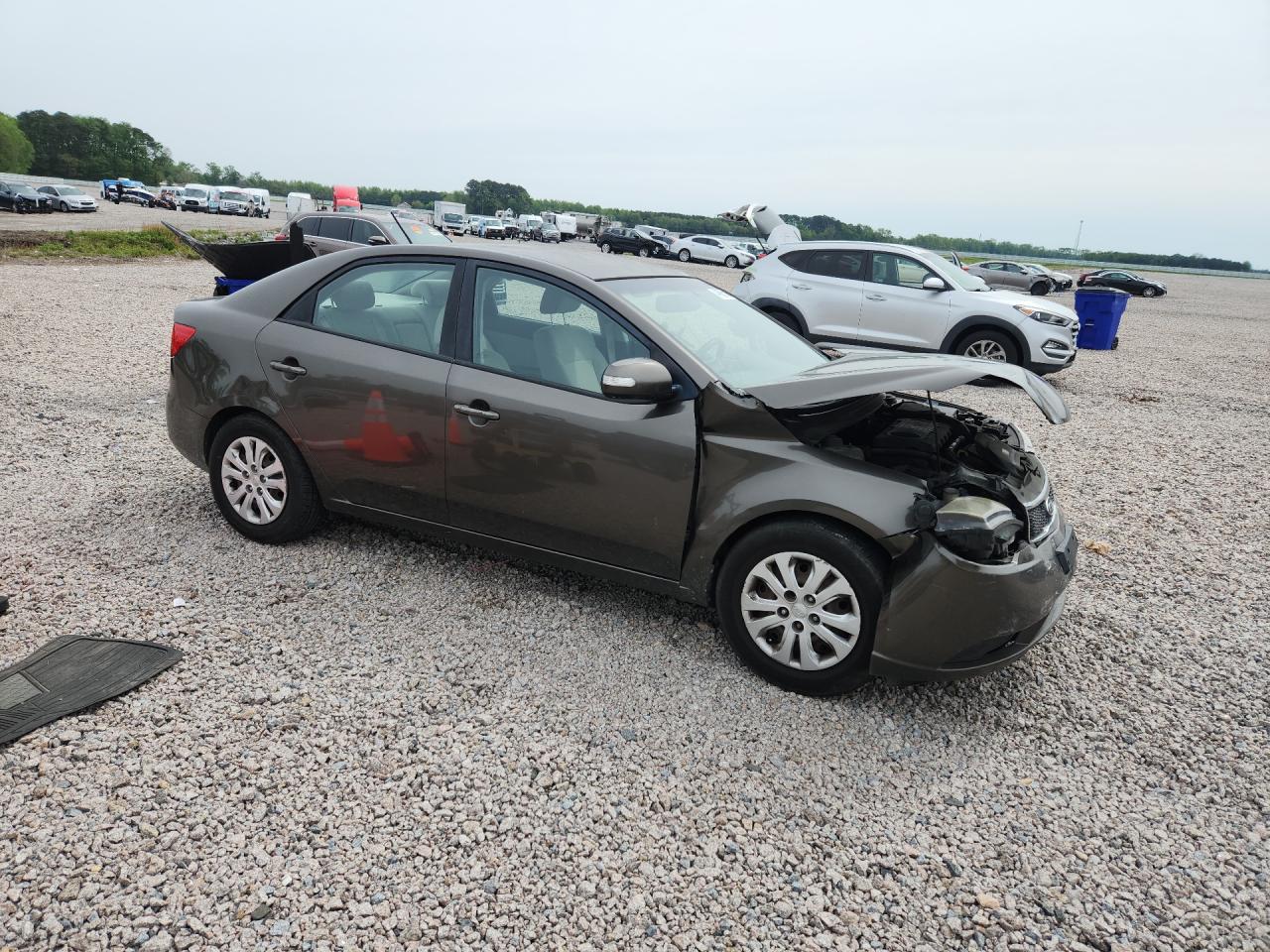 KIA FORTE 2010 — 5