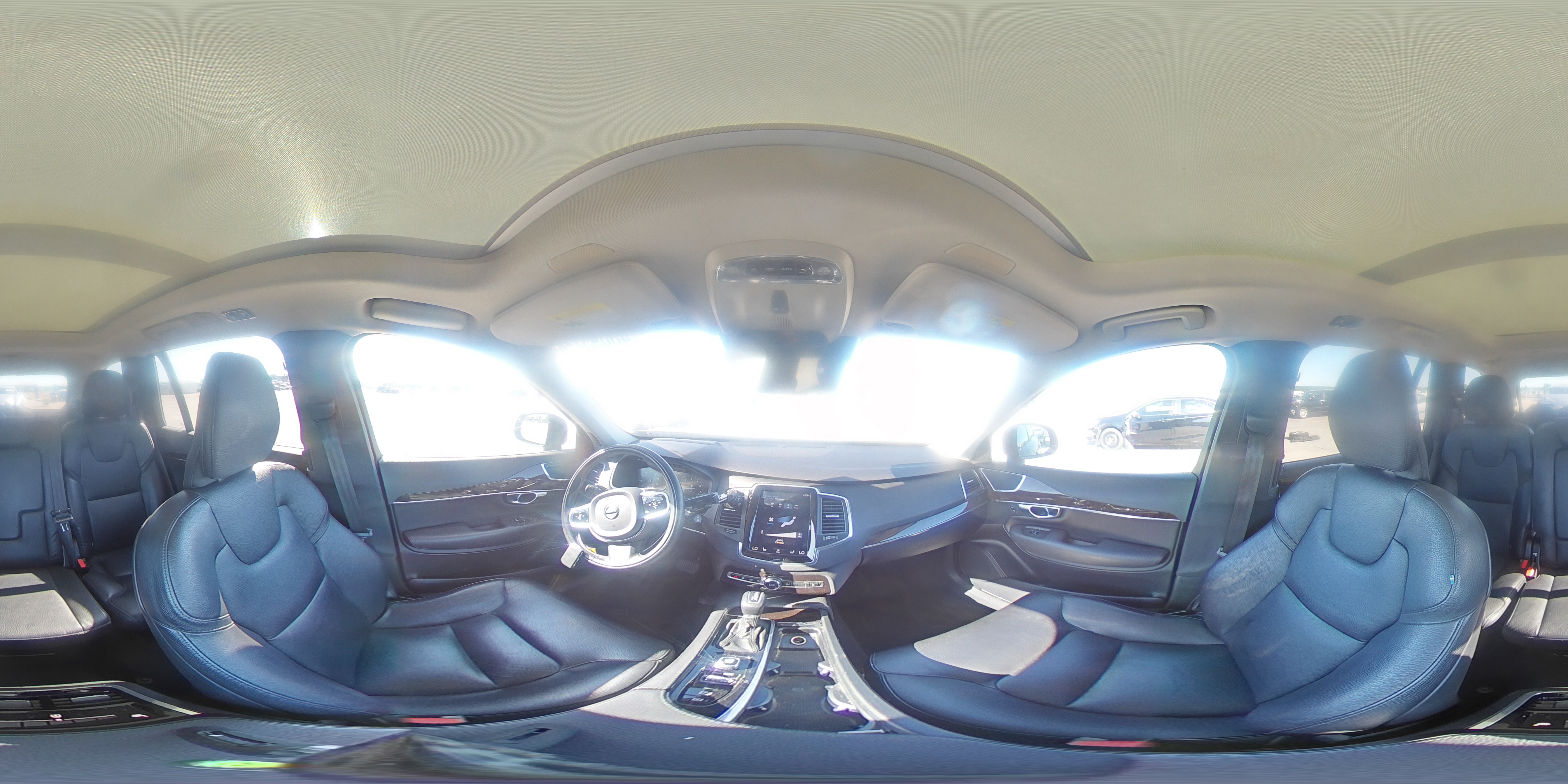 VOLVO XC90 2019 — 15