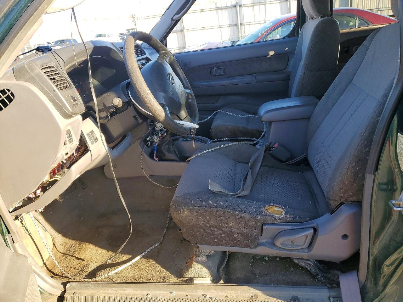 NISSAN XTERRA 2001 — 8