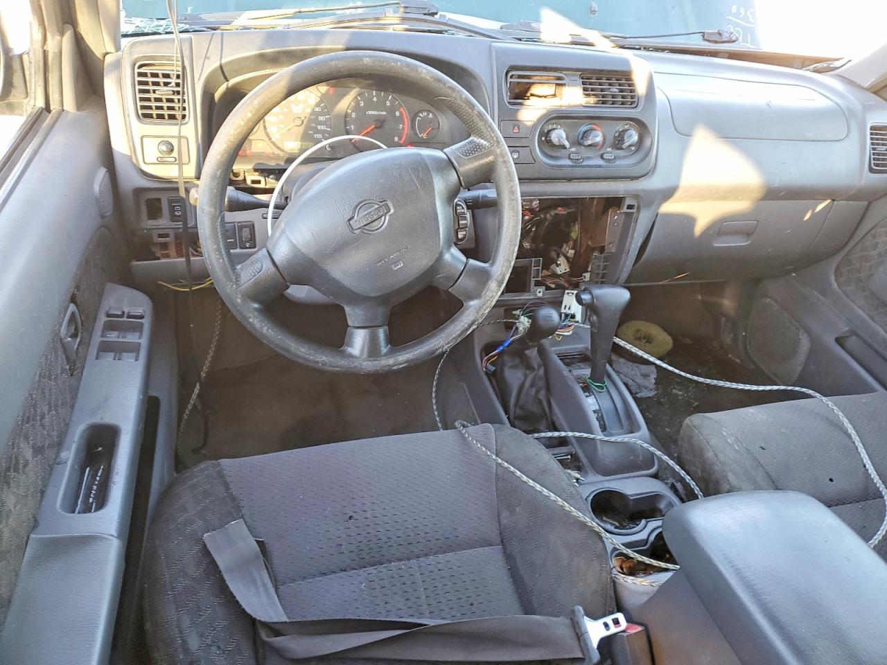NISSAN XTERRA 2001 — 9
