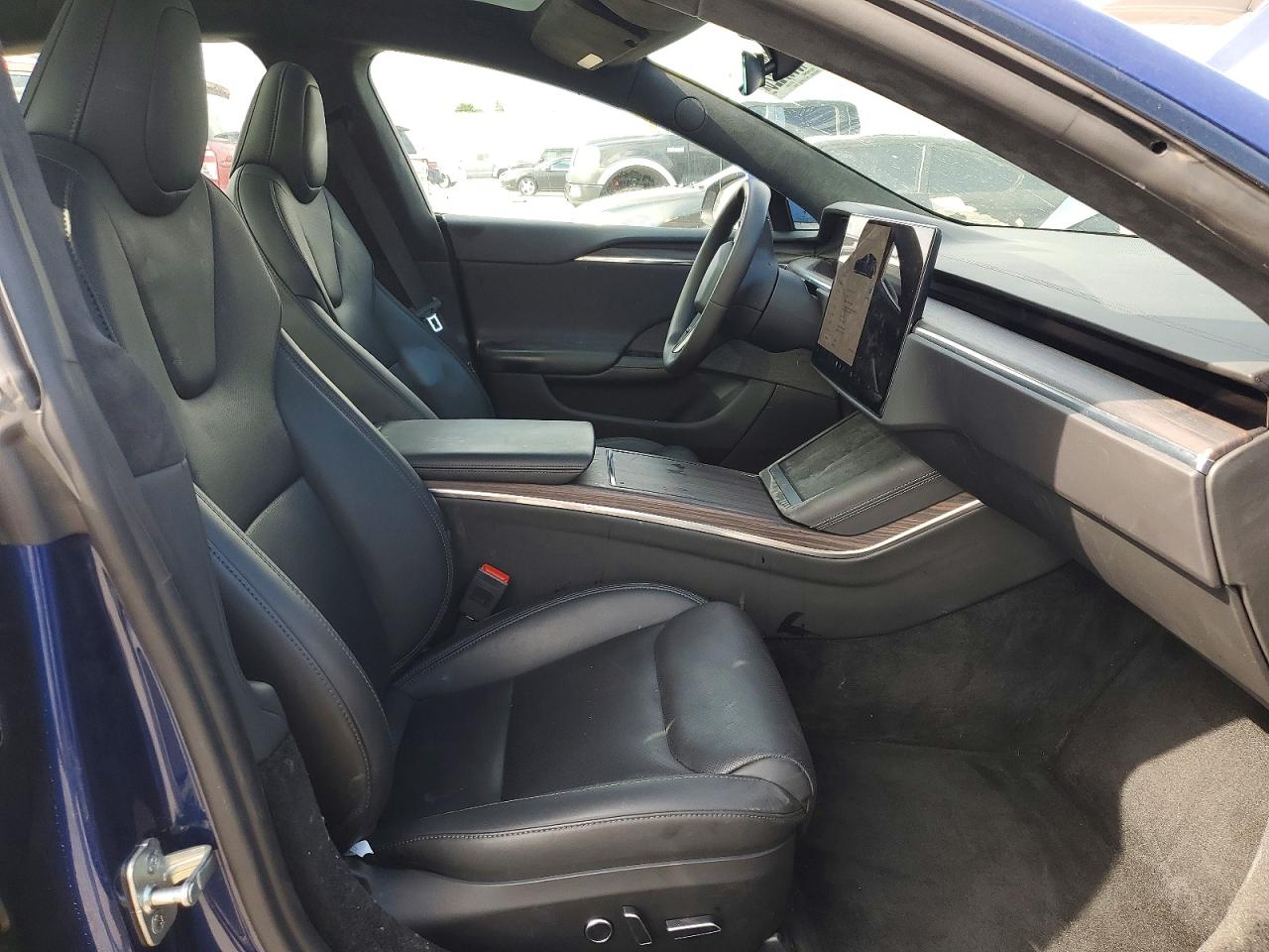 TESLA MODEL S 2023 — 8