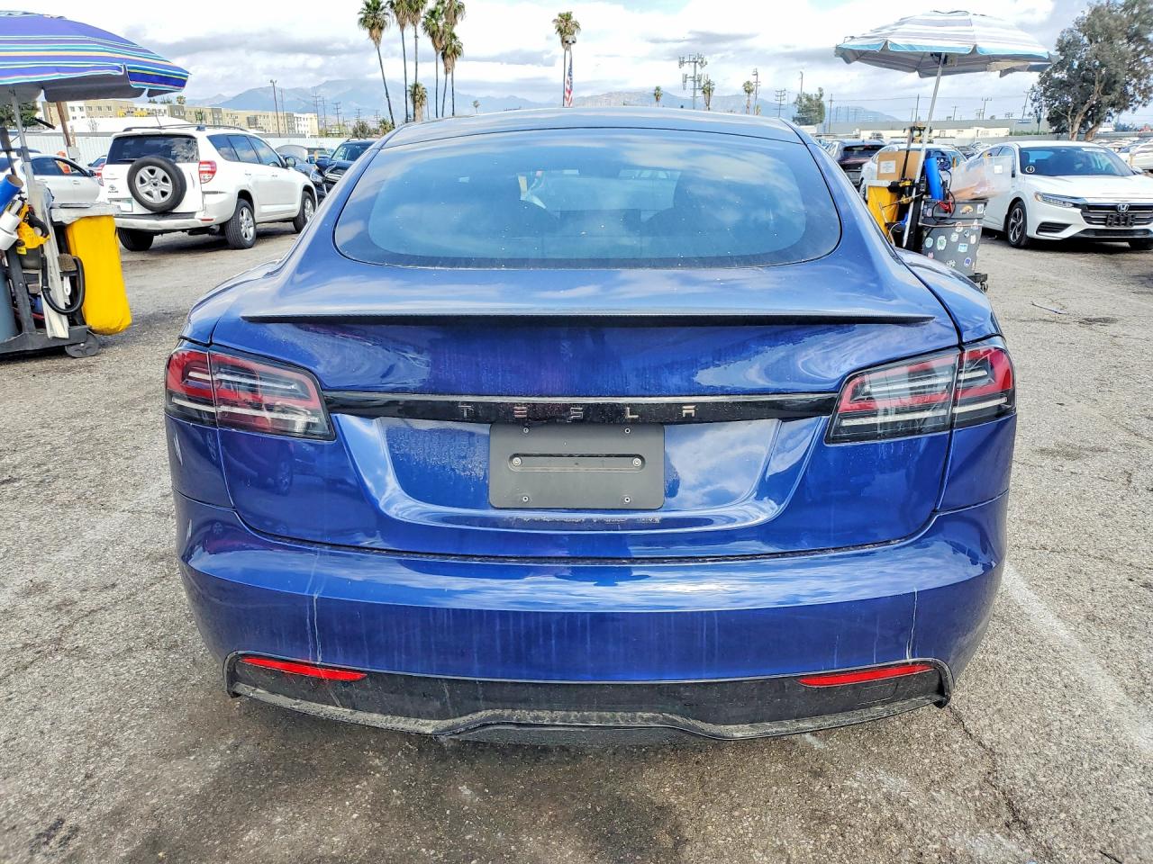 TESLA MODEL S 2023 — 7