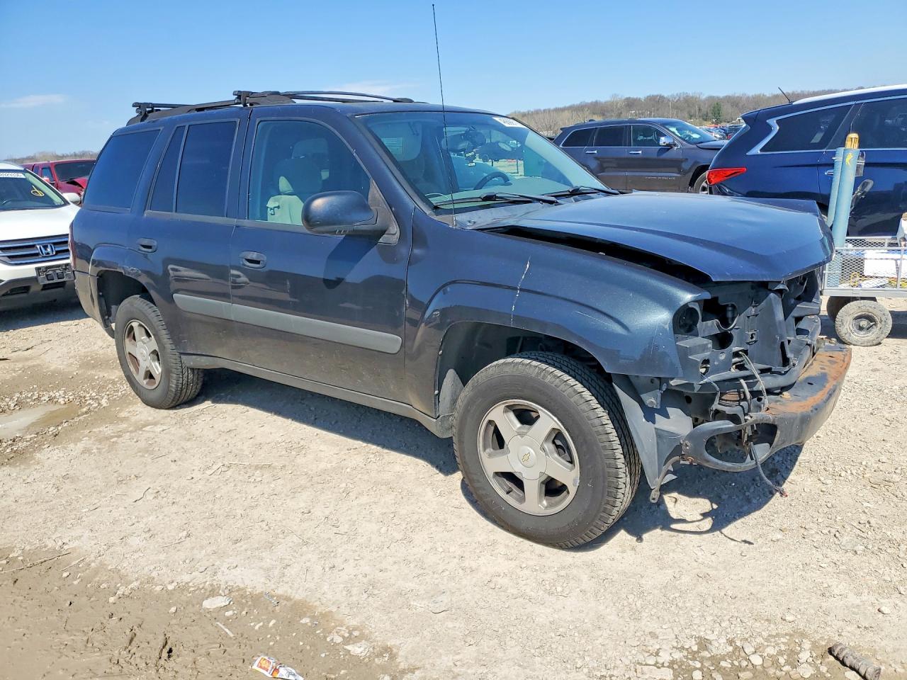 CHEVROLET TRAILBLAZER 2005 — 5