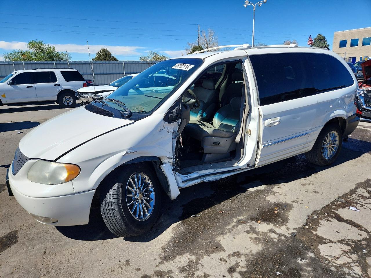 CHRYSLER TOWN & COUNTRY 2003 — 2