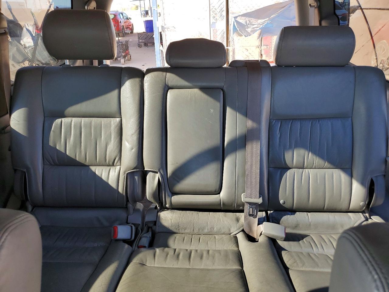 TOYOTA LAND CRUISER 2005 — 11