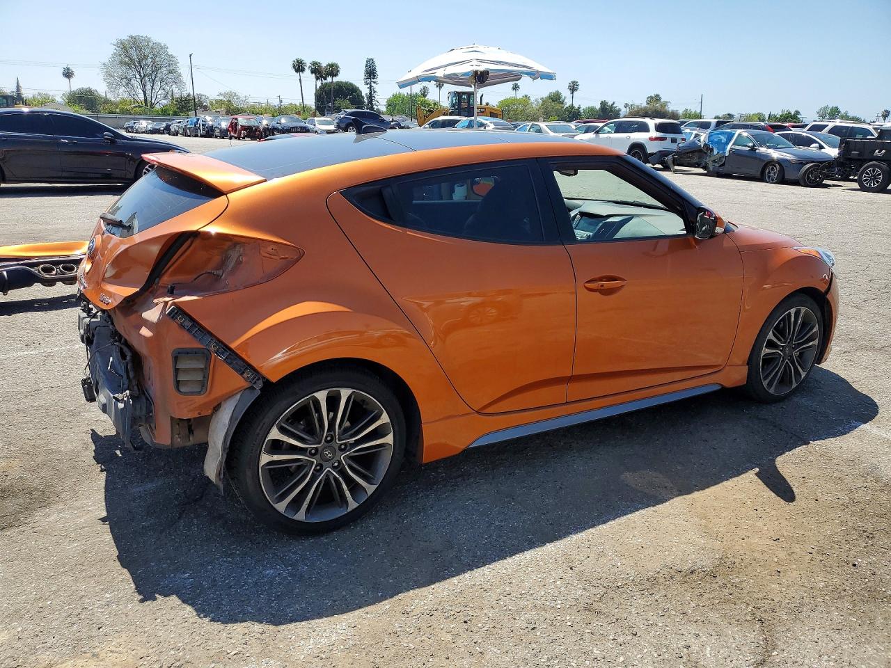 HYUNDAI VELOSTER 2016 — 4