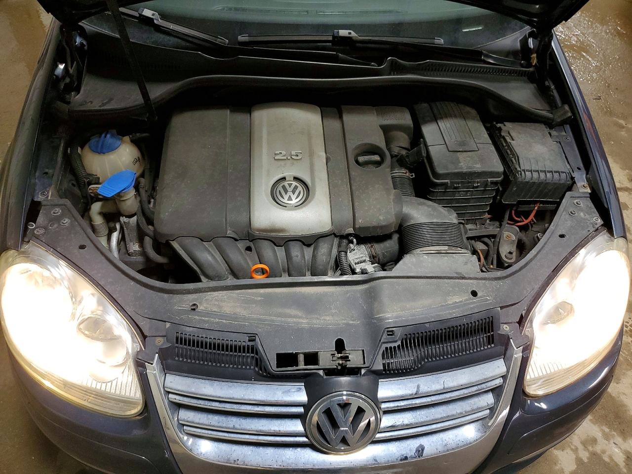 VOLKSWAGEN JETTA 2008 — 11