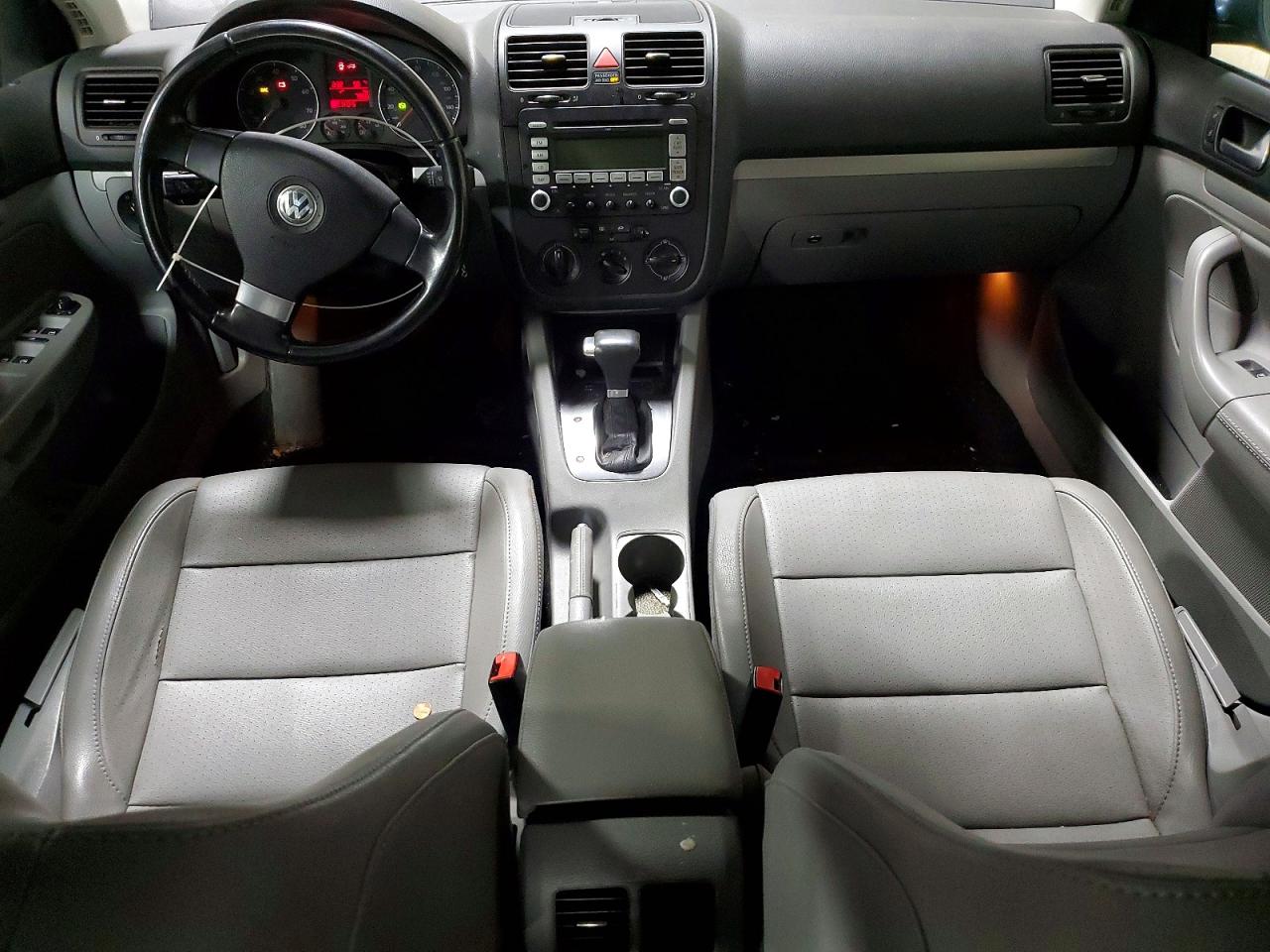 VOLKSWAGEN JETTA 2008 — 8