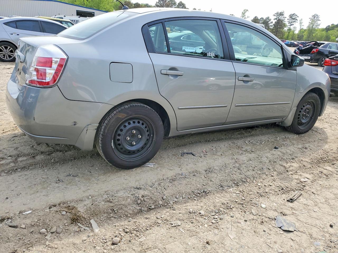 NISSAN SENTRA 2009 — 4