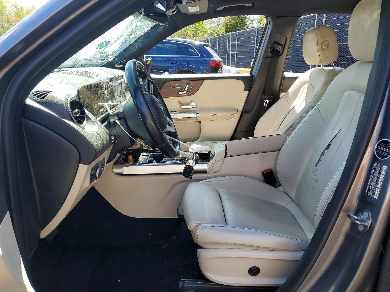 MERCEDES-BENZ GLB 2020 — 8