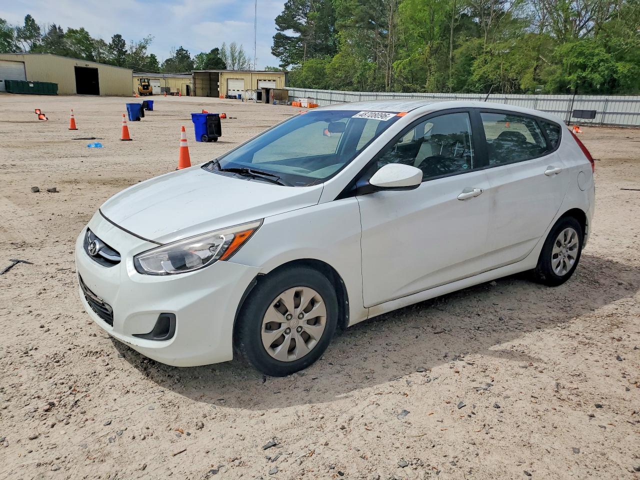 HYUNDAI ACCENT 2015 — 2